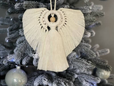 Macrame Angel Christmas Ornament Pattern by Art By Tyua