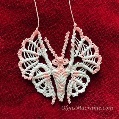 Patrón de mariposa de macramé por el sitio de Macrame de Olga