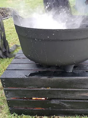 DIY Bubbling Cauldron For Halloween by Scattered Thoughts Of A Crafty Mom
