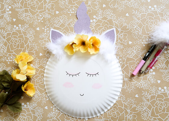 Plato de papel Unicorn Craft de Woo!  Actividades para niños pequeños