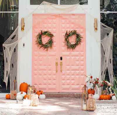 Halloween Door Decor Ideas by Sugar & Cloth