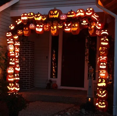 Halloween Pumpkin Arch by Crazicarlos