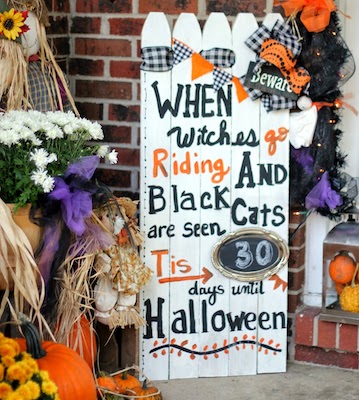 Picket Fence Halloween Countdown by Priscillas