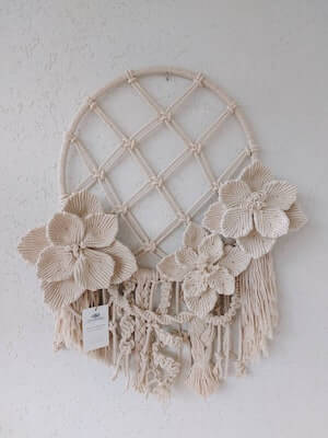 White Floral Macrame Wreath from Macrameshka UA