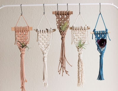 DIY Macrame Air Plant Holder Pattern by Simple Beans