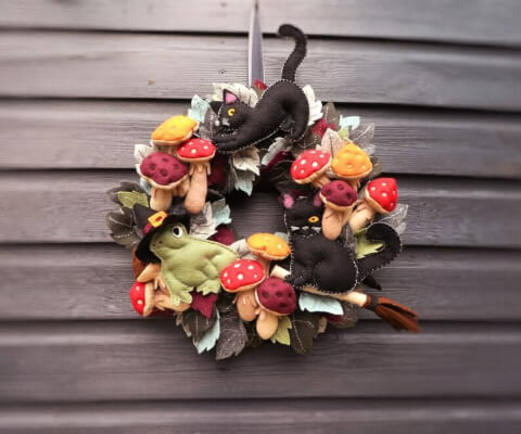 The Witch's Friends Autumn & Halloween Wreath Pattern from ThreadEDWorkshops