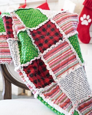 Raggy Christmas Quilt Pattern by Life On Beacon