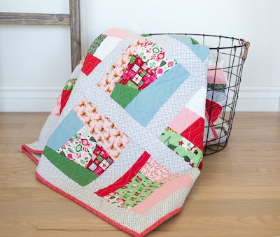 Simple Christmas Quilt Pattern by Simple Simon And Company