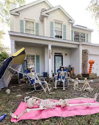 Skeleton Beach Day Halloween Yard Display by Charleston Crafted