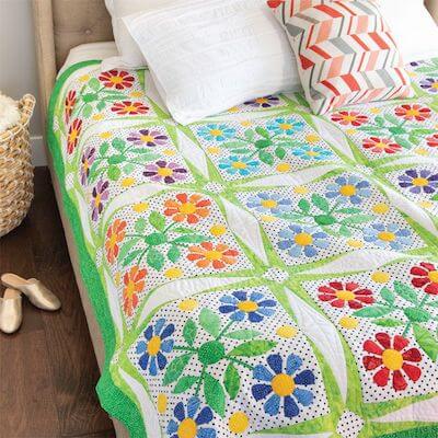 Flower Crown Quilt Pattern by Quilting Daily