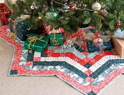 Free Christmas Tree Skirt Pattern by Gathered