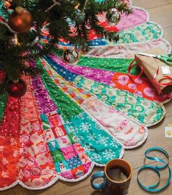 Giant Dresden Christmas Tree Skirt Pattern by Carrie Actually