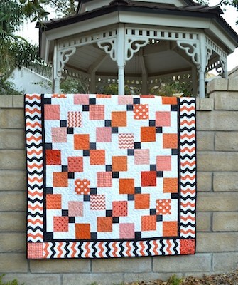 Halloween Disappearing Nine Patch Quilt by Jedi Craft Girl