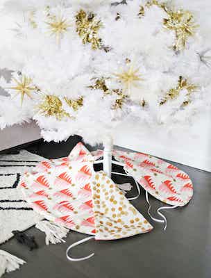 Reversible Christmas Tree Skirt by A Beautiful Mess