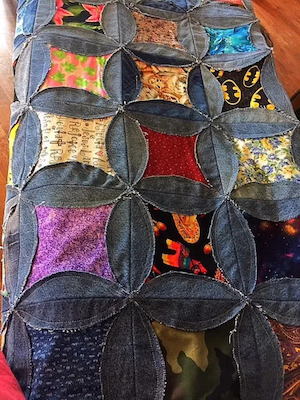 AmazIng Denim I Spy Rag Quilt Pattern by Hangry Fork