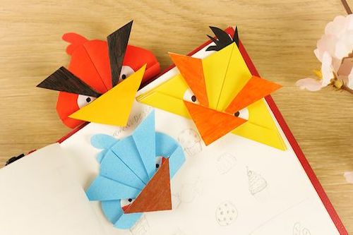 Cómo hacer un marcapáginas de Angry Bird de origami por Wikihow