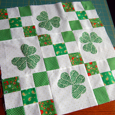 Irish Chain Quilt Tutorial by The Cloth Parcel