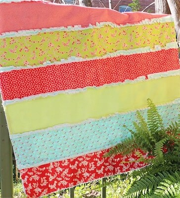 One Hour Easy Rag Quilt Pattern by The Jolly Jabber Quilting