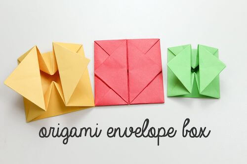 Tutorial de caja de sobres de origami por The Spruce Crafts