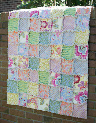 Rustic Rag Quilt Pattern by Modernly Morgan