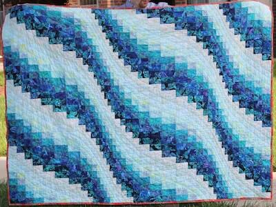 Patrón de edredón Ocean Waves Bargello de Sticky Sugar Stitches