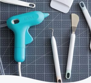 Cricut Glue Gun and Mini Sticks Bundle Kit