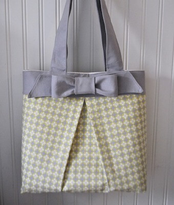 Elegant Bow Tote Bag Sewing Pattern by Fine Craft Guild