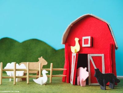 Felt Barn And Farm Animals Craft by Lia Griffith