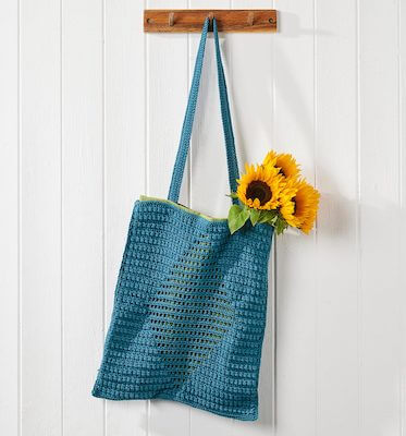 Free Crochet Tote Bag Pattern by Gathered