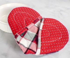 Cómo hacer agarraderas de corazón por Sew Very Crafty