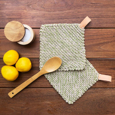 The Perfect Potholder Pattern by Elise Made