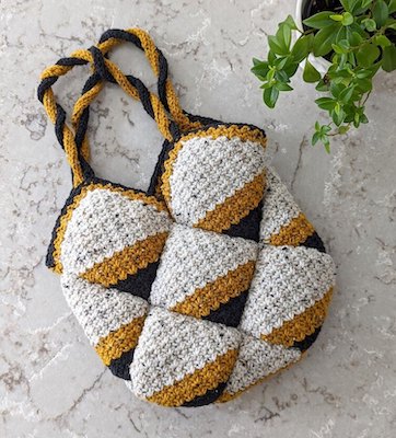 Toscana Tote Bag Crochet Pattern by Lulee's Crochet