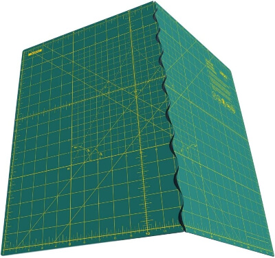 OLFA 17x24 Inch Foldable Rotary Mat with Grid