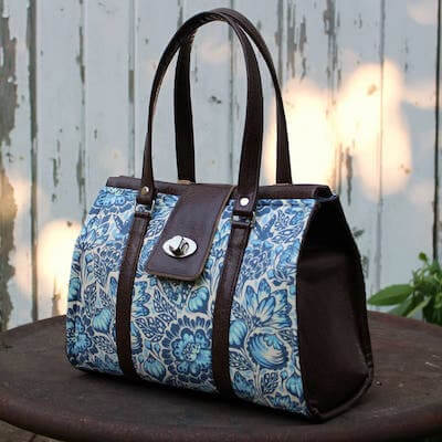 Nora Doctor Bag Sewing Pattern by Swoon Patterns