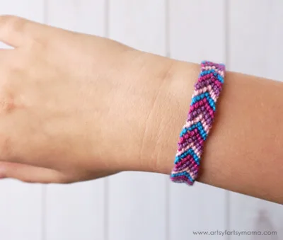 DIY Chevron Friendship Bracelet Tutorial by Artsy Fartsy Mama