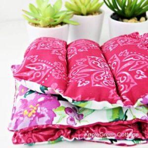 DIY Heating Pad Free Pattern by Apple Green Cottage