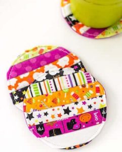 Easy Quilted Fabric Coaster by Scattered Thoughts Of A Crafty Mom