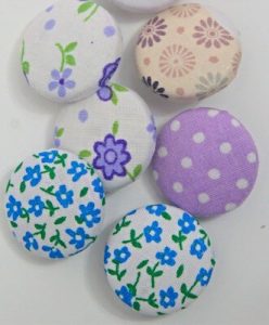 Fabric Covered Buttons by Easy Peasy Creative