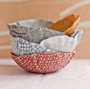 Scrap Fabric Bowls by Paper & Stitch