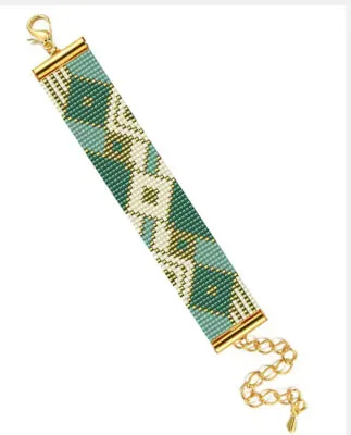 Abstract Emerald Loom Bead Pattern by BeadsAndFantasy
