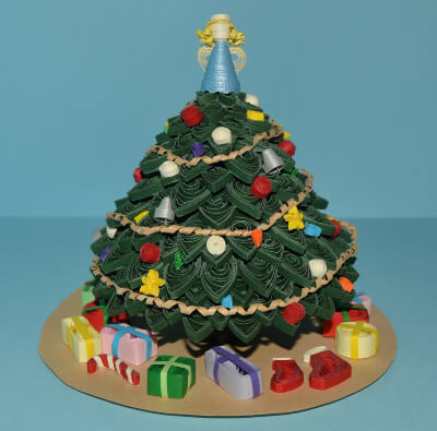 Lindo patrón de árbol de Navidad Quilled de CandiceLeGrange