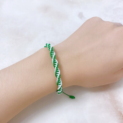 Adjustable Handmade String Bracelet Pattern by SweetDIYHouse