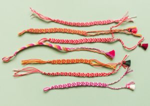 15 String Bracelet Patterns - Crafting News