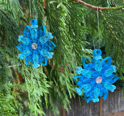 Paper Quilling Christmas Tree Snowflake Pattern from Craftquiller