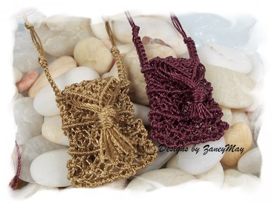 Mini Purse Necklace Pattern by Zaney May