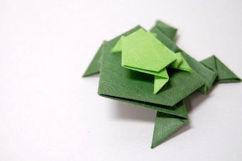 How to Fold an Easy Origami Jumping Frog by Origami Me