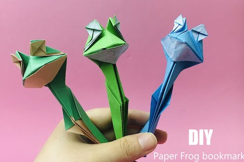 Marcapáginas de rana de origami de Crafts & Art